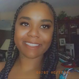 Meet your Posher, Krystal